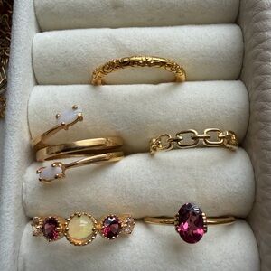 Bundle of 5 Gold and Purple Women's Size 7 Ring Set